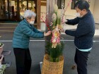 正月の門松の準備を手伝って頂きました( つ╹ω╹)